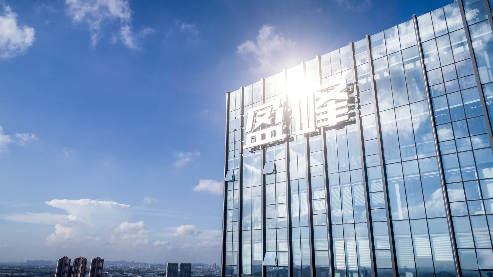 不止于前，锐意进取 | HTH.COM华体会环境的2018