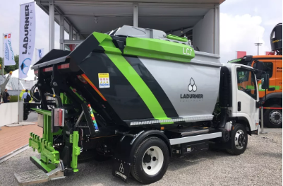 HTH.COM华体会中联环境装备出口意大利，进军海外环卫市场