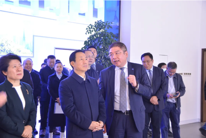 奋进新征程丨湖南省委书记许达哲一行莅临HTH.COM华体会环境长沙基地调研考察